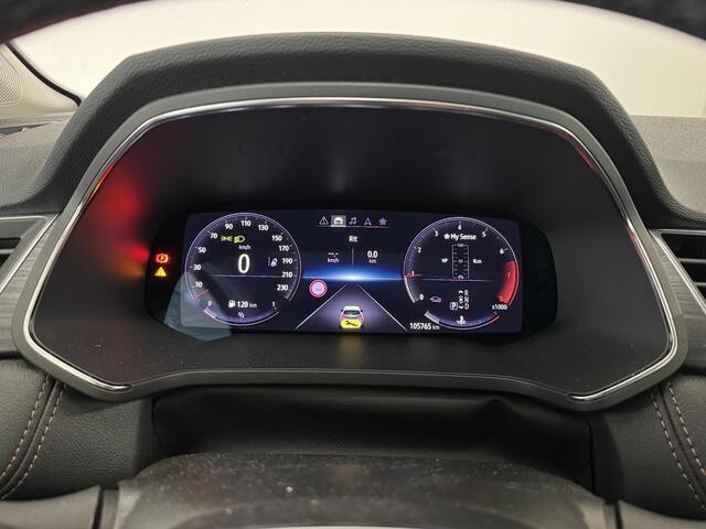 Renault CAPTUR 1.3 TCe 155 Initiale Paris | Trekhaak | Leder | Stoelverwarming | Achteruitrijcamera |