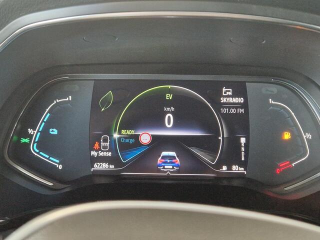 Renault CAPTUR 1.6 E-Tech Hybrid 145 Intens | TREKHAAK | ACHTERUITRIJCAMERA | NAVIGATIE | 1E EIGENAAR/DEALER ONDERHOUDEN |