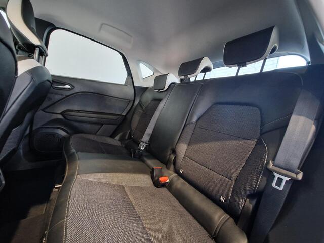 Renault CAPTUR 1.6 E-Tech Hybrid 145 Intens | TREKHAAK | ACHTERUITRIJCAMERA | NAVIGATIE | 1E EIGENAAR/DEALER ONDERHOUDEN |