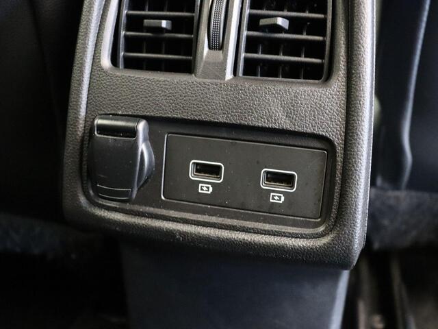 Renault CAPTUR 1.0 TCe 90 techno | Trekhaak | Parkeersensoren voor en achter | Achteruitrijcamera | Navigatie | Climate control | Cruise control |