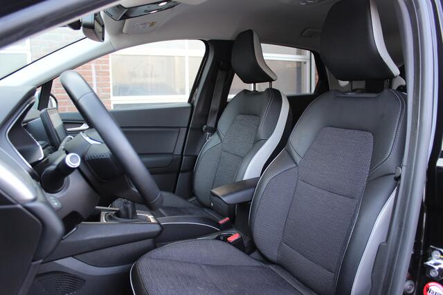 Renault CAPTUR 1.0 TCe 100 Intens / Camera / Navigatie / 17'' / CarPlay / Keyless / DAB / Parkeerhulp V+A / Cruise Control