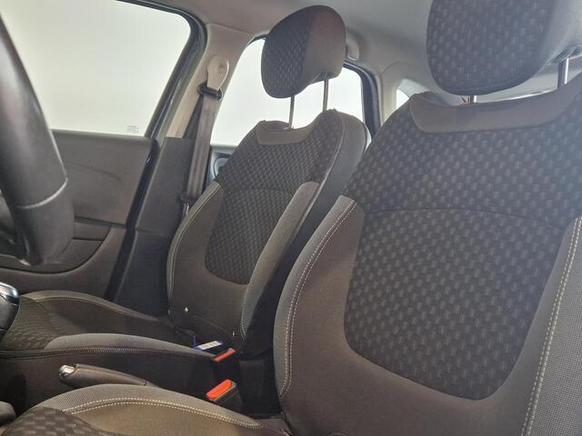 Renault CAPTUR 0.9 TCe Intens | TREKHAAK | NAVIGATIE | PARKEERSENSOREN ACHTER |