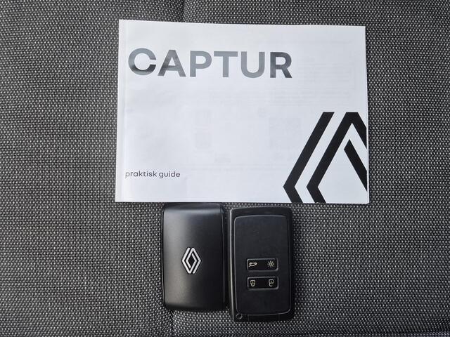 Renault CAPTUR 1.3 mild hybrid 160 techno Automaat / Fabrieksgarantie tot 03-2027 / Pack winter / Trekgewicht 1.200 kg / Achteruitrijcamera / Stuur- & Stoelverwarming / Adaptief cruise control / Apple Carplay Android Auto / Climate control /