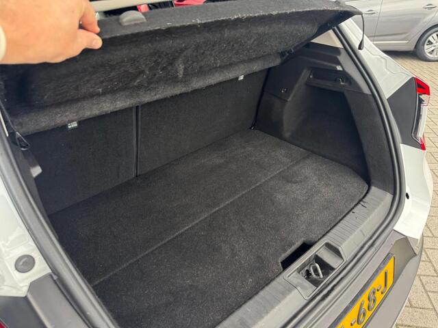 Renault CAPTUR 1.6 E-Tech Plug-in Hybrid 160 Intens PLUG IN HYBRIDE | TREKHAAK | 18 INCH