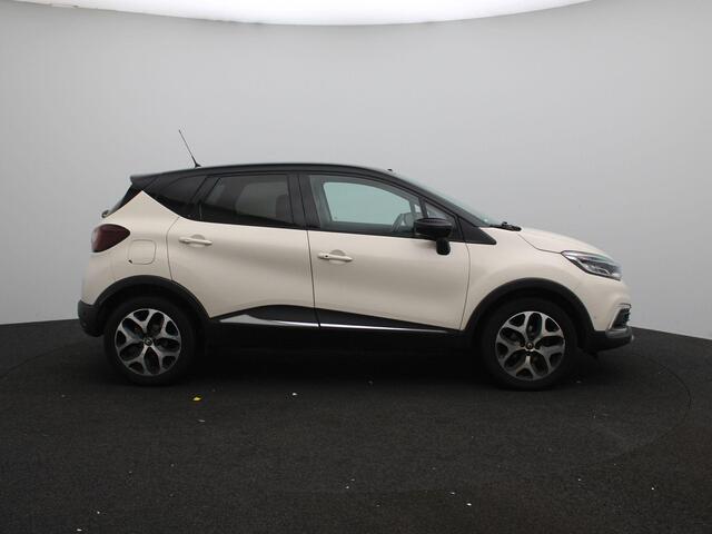Renault CAPTUR TCe 90 Intens | Easy Life Pack achteruitrijcamera met sensoren rondom en semi-automatisch inparkeren | cruise control | electronic climate control | LED koplampen | lichtmetalen velgen 17" | navigatiesysteem full map | two-tone |