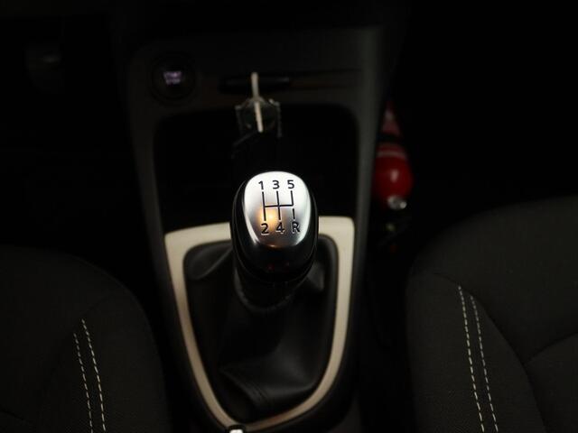 Renault CAPTUR 0.9 TCe Limited | Airco | Cruise control | Parkeersensoren achter | Navi |