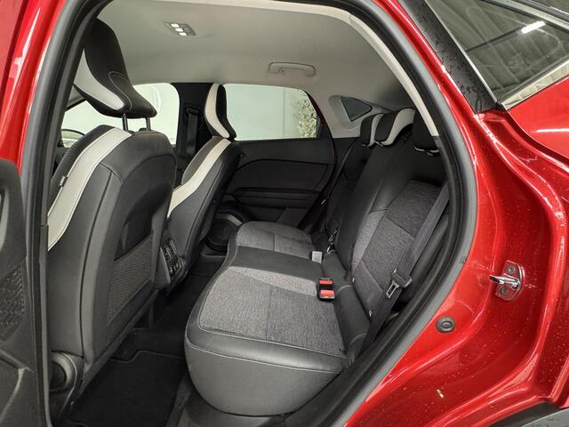 Renault CAPTUR 1.6 E-Tech Plug-in Hybrid 160 Intens | BOSE-Audiosysteem | Stoelverwarming | Navigatie | Achteruitrijcamera |