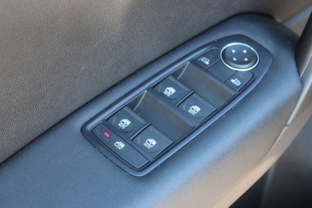 Renault CAPTUR 1.0 TCe 100//Navi//Trekhaak!!