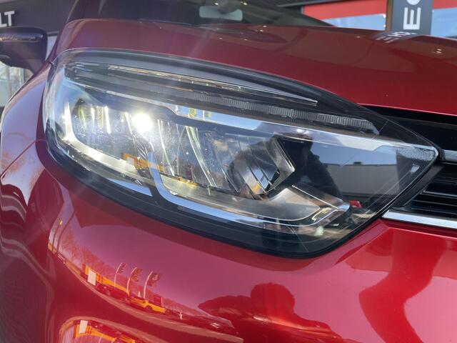 Renault CAPTUR 1.2 TCe Intens / DEALER ONDERHOUDEN / AUTOMAAT / NAVI / CLIMATE CONTROL / EASY PARK ASSIST / PDC + CAMERA /