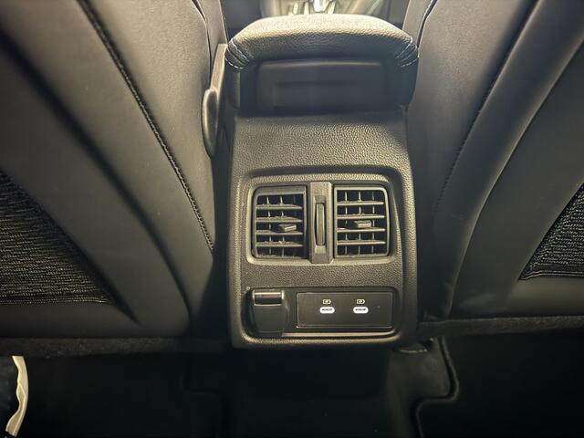 Renault CAPTUR 1.3 mild hybrid 160 Esprit Alpine | Panoramadak | Navigatie | Stoelverwarming | Achteruitrijcamera |