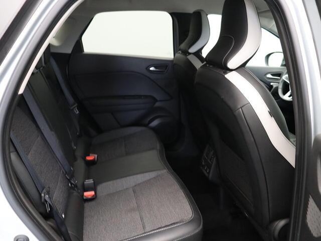 Renault CAPTUR 1.6 E-Tech Hybrid 145 Techno | Navigatie | Achteruitrijcamera | Parkeersensoren voor en achter | Climate control |