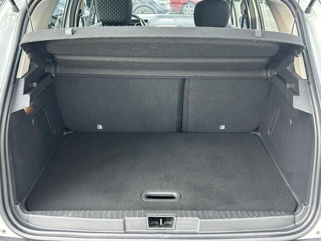 Renault CAPTUR 1.3 TCe Intens | Automaat | Navigatie | Camera | Hoge Zit