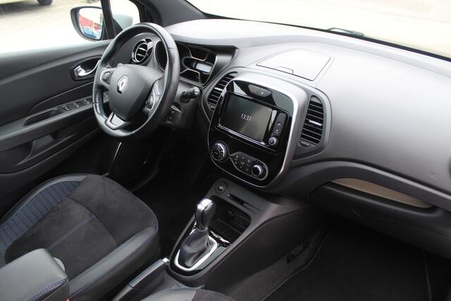 Renault CAPTUR 1.3 TCe Intens Panoramadak/Automaat/Trekhaak/Achteruitrijcamera/Cruise control/Navigatie/Bluetooth