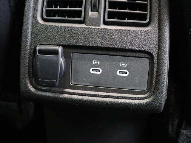 Renault CAPTUR 1.6 E-Tech full hybrid 145 techno | Digitaal dashboard | Achteruitrijcamera | Adaptive Cruise | Grootscherm navigatie |