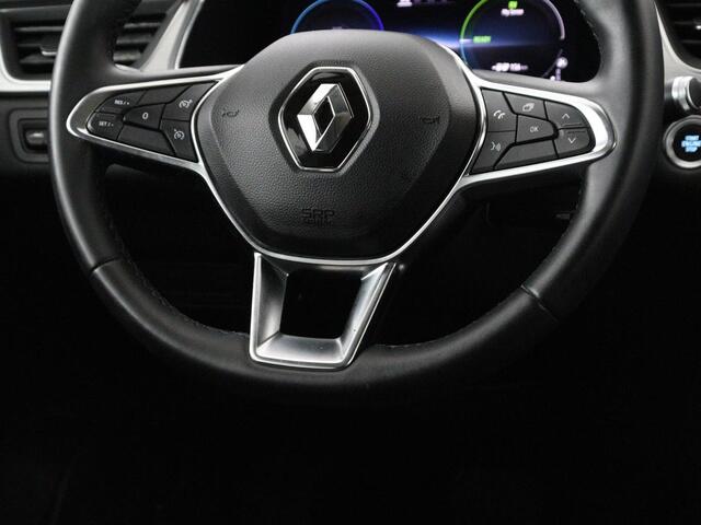 Renault CAPTUR 1.6 E-Tech Plug-in Hybrid 160 Intens | Panoramadak | Cruise Control | Trekhaak | Camera | LED | Navigatie