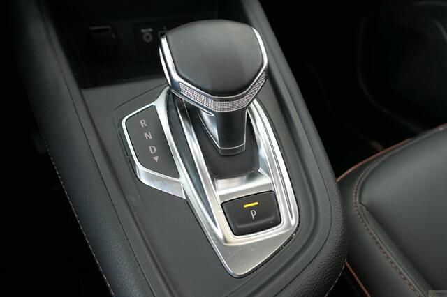 Renault CAPTUR TCe 155 EDC Automaat Initiale Paris