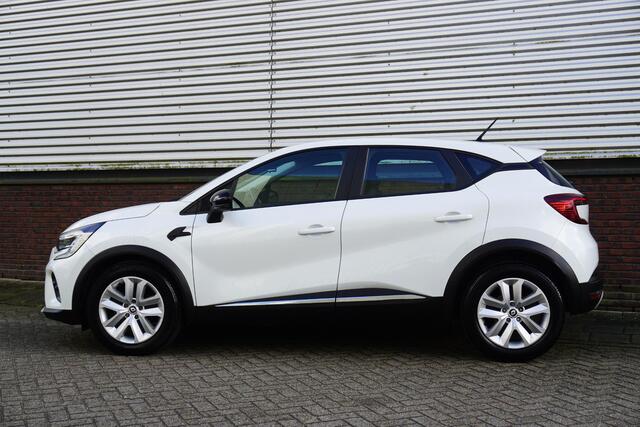 Renault CAPTUR 1.0 TCe 90 Camera+PDC/Metallic lak/Navigatie/ Michelinbanden, bijna nieuw!