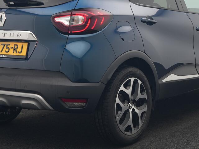 Renault CAPTUR 1.2 TCe Intens Automaat 120pk | Trekhaak | Camera | LED Koplampen | Stoelverwarming | Keyless | Cruise Control | Navigatie | DAB |