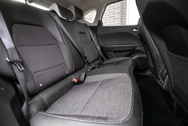 Renault CAPTUR 1.6 E-Tech Plug-in Hybrid 160 Initiale Paris | trekhaak | Apple cp/Android auto