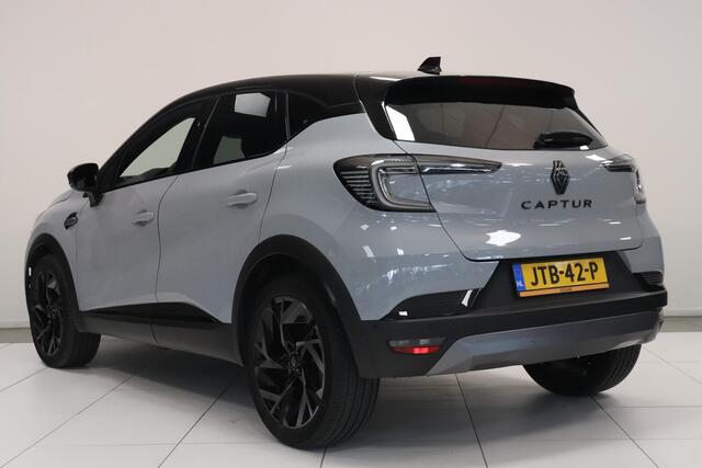 Renault CAPTUR 1.3 mild hybrid 160 esprit Alpine | Adaptieve Cruise | Camera | Stoel & Stuurverwarming | Google Navigatie |