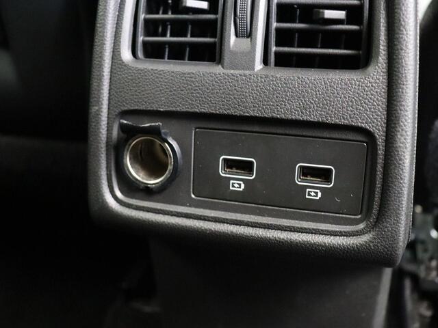 Renault CAPTUR E-Tech Hybrid 145pk Techno | Grootscherm navigatie | Digitaal dashboard | Achteruitrijcamera | Parkeersensoren voor/achter |