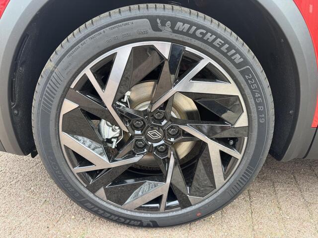 Renault CAPTUR 1.8 E-Tech 160 esprit Alpine+Pack Light&Sound!!