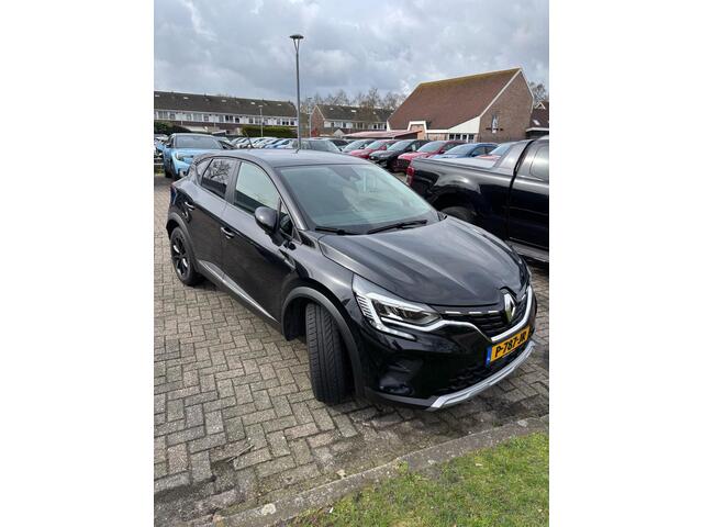 Renault CAPTUR 1.3 TCe 130 Intens | 130 PK | Trekhaak | Stoelverwarming | Achteruitrijcamera