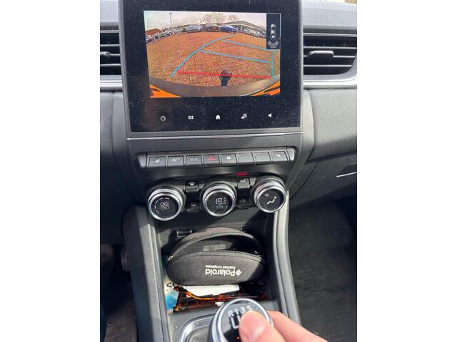 Renault CAPTUR 1.3 TCe 130 Intens | 130 PK | Trekhaak | Stoelverwarming | Achteruitrijcamera