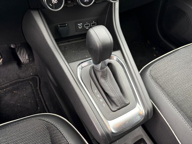 Renault CAPTUR 1.3 TCe 140 Intens Automaat | Parkeersensoren | Camera |