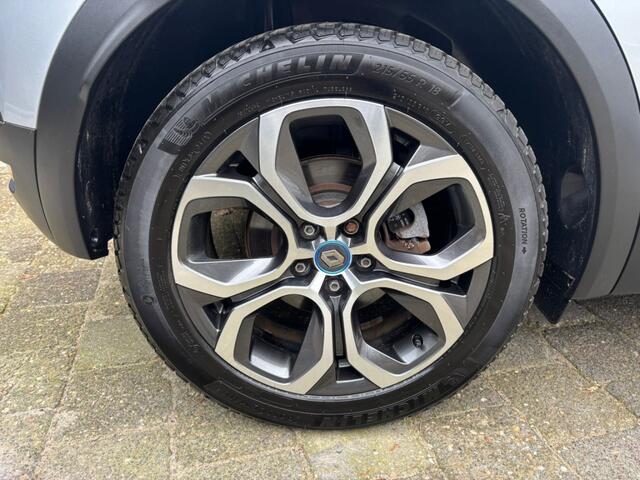 Renault CAPTUR 1.6 ET PH 160 INTENS **hybride//LM//DAB**