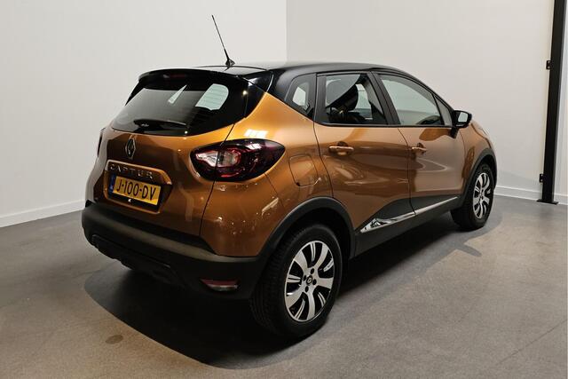 Renault CAPTUR 0.9 TCe Intens Two-tone - Navi - Cruise