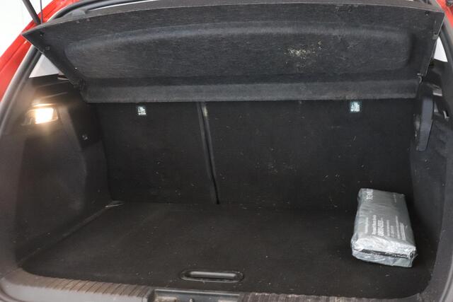 Renault CAPTUR 1.3 TCe 130 Edition One | BOSE audio | Camera | 9,3"Navigatie | Climate controle | 18"Lichtmetaal |