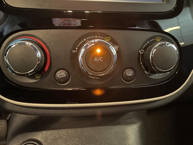 Renault CAPTUR 0.9 TCe Zen NAVIGATIE-AIRCO-LICHTMETALEN VELGEN-TREKHAAK