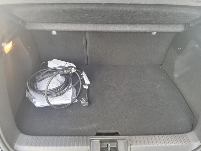 Renault CAPTUR 1.6 E-Tech Plug-in Hybrid 160 R.S. Line | Schuif/Kantel-Dak | 360° Camera | Winter Pack | Historie