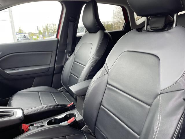 Renault CAPTUR 1.3 TCe 130 Intens / TREKHAAK / ACHTERUITRIJCAMERA / LEDEREN STOELBEKLEDING / AUTOMAAT