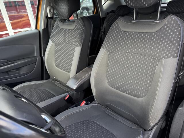 Renault CAPTUR 1.2 TCe Intens Automaat..!! Navigatie, Camera, Climate contr, etc..