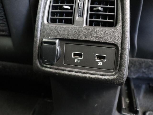 Renault CAPTUR TCe 90pk Intens | Navigatie | Climate control | Apple carplay / Android Auto |