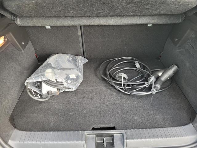 Renault CAPTUR 1.6 E-Tech Plug-in Hybrid 160 R.S. Line | Winter Pack | Bose | Camera | Navigatie