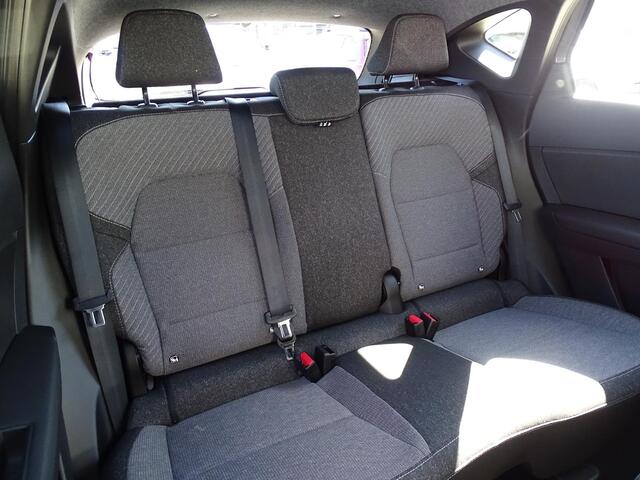 Renault CAPTUR 1.8 E-Tech full hybrid 160 techno NU 5 JAAR GARANTIE! / PACK ADVANCED DRIVING ASSIST / ALL SEASON BANDEN