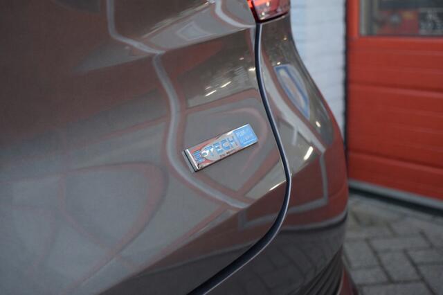 Renault CAPTUR 1.6 ET Plug-in hybrid 160 Initiale Paris