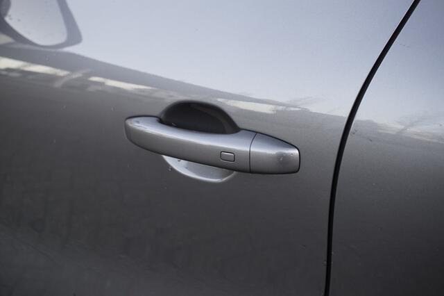 Renault CAPTUR 1.6 ET Plug-in hybrid 160 Initiale Paris