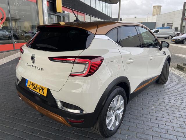 Renault CAPTUR 1.3 TCe 130 Intens / AUTOMAAT / TREKHAAK / NAVI / PDC + CAMERA / CLIMATE CONTROL / DEALER ONDERHOUDEN /