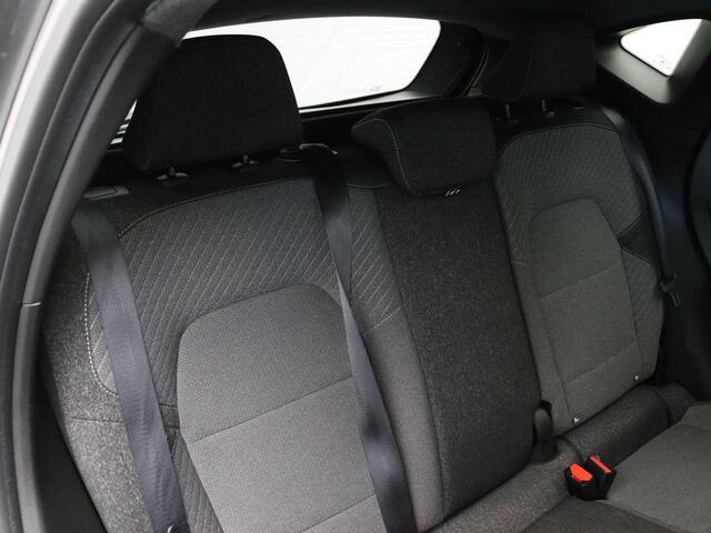 Renault CAPTUR 1.6 E-Tech full hybrid 145 techno | Navigatie | Achteruitrijcamera | Parkeersensoren voor en achter | Climate control |