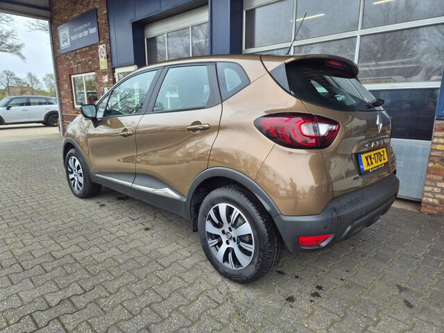Renault CAPTUR 1.2 TCE, Stoelverwarming, Navi, Cruise controle, ALL IN prijs!