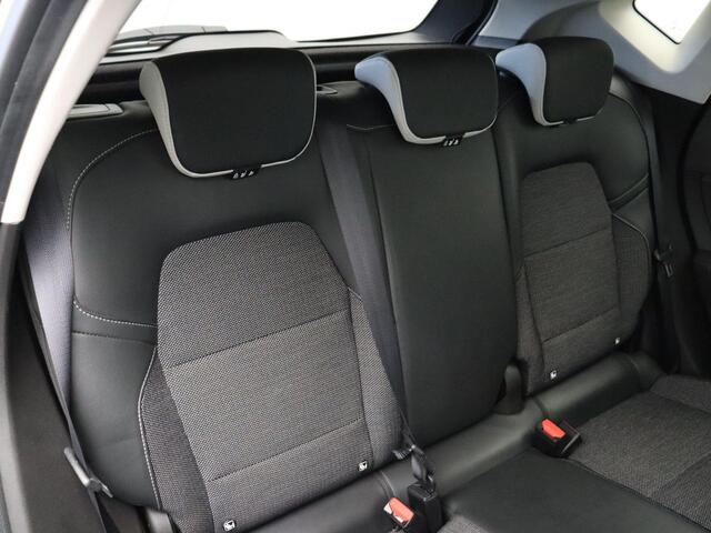 Renault CAPTUR TCe 90pk Techno | Parkeersensoren voor en achter | Achteruitrijcamera | Navigatie | Climate control | Cruise control |