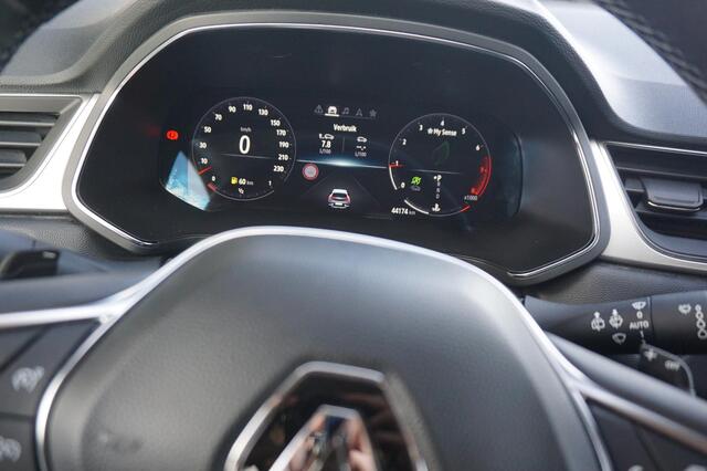 Renault CAPTUR 1.3 TCe 140 EDC Techno