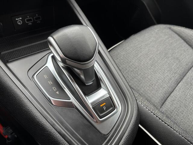 Renault CAPTUR 1.3 TCe 130 Intens | Sfeerverlichting | Automaat | Parkeer camera | Keyless