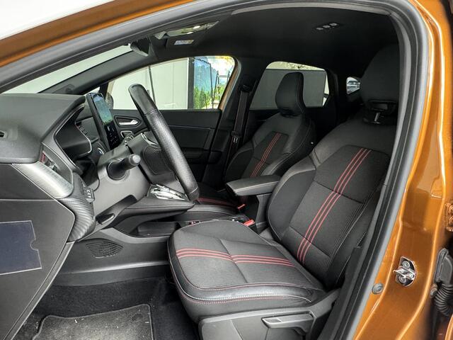 Renault CAPTUR 1.6 E-Tech Hybrid 145 R.S. Line | Stoelverwarming | Achteruitrijcamera | Navigatie | Climate Control |