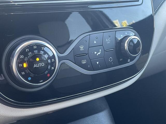 Renault CAPTUR 1.3 TCe Initiale Paris | Leder | Stoelverwarming | Camera | Zeer nette Auto |