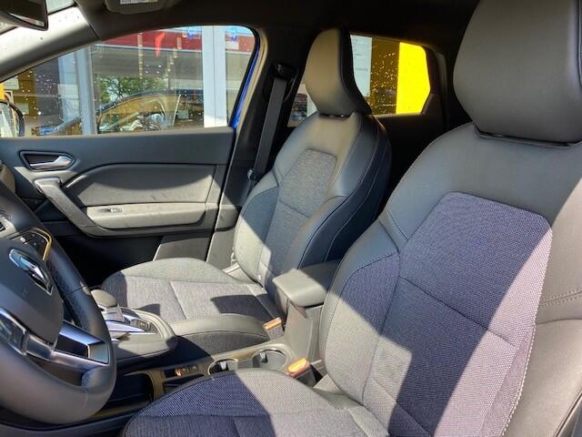 Renault CAPTUR E-Tech Hybrid 145PK Rive Gauche | 1e EIGENAAR | CAMERA | DEALER ONDERHOUDEN | NL AUTO | NAVI | CLIMAT CONTROL | PARK. SENSOREN